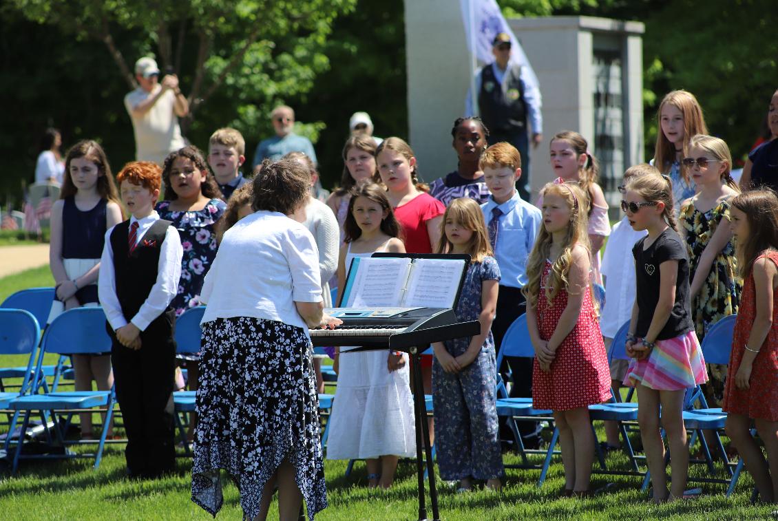 Memorial Day Ceremony 2022 New Hampshire State Veterans Cemetery - Penacook Elementary School Singers