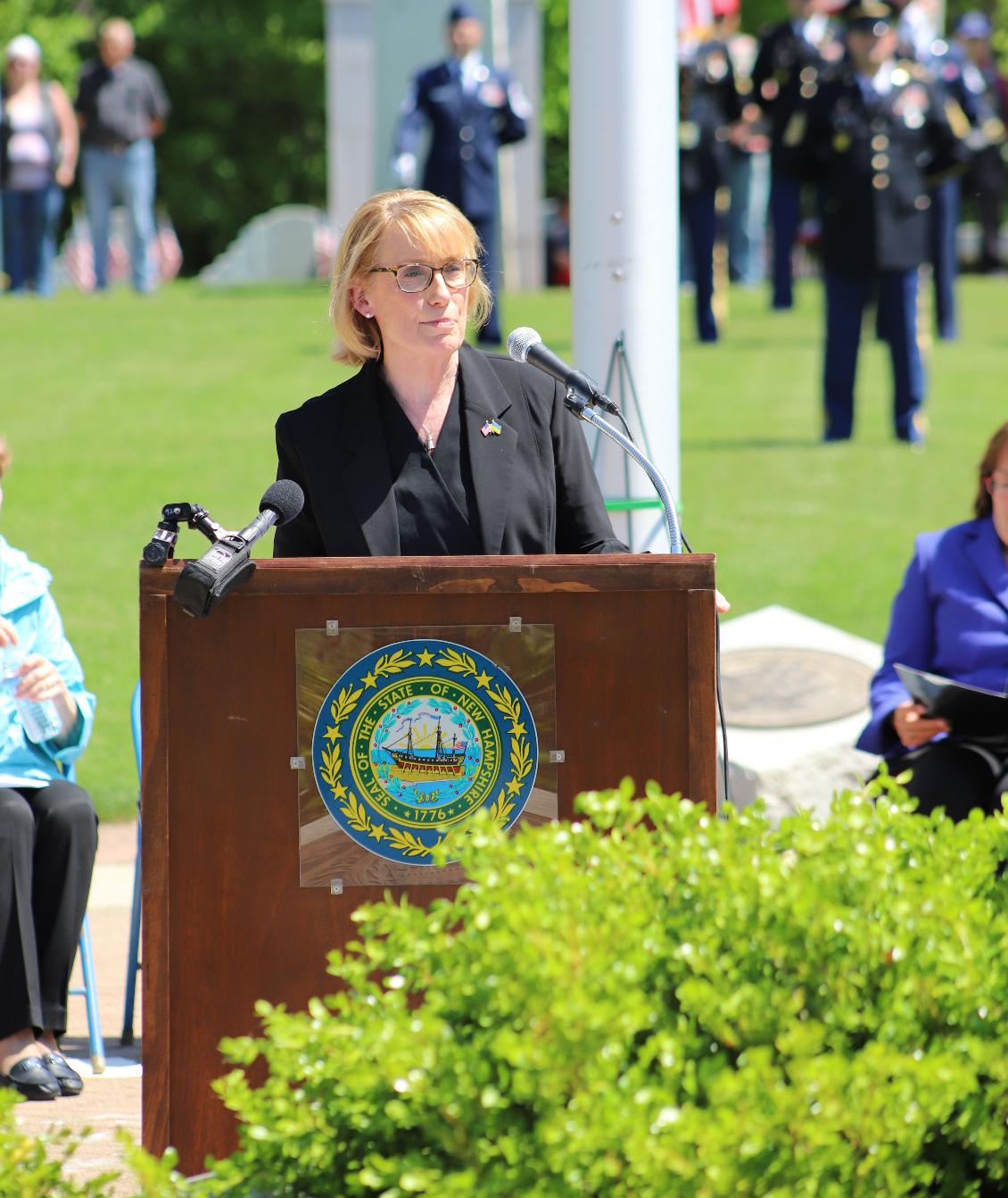 Memorial Day Ceremony 2022 New Hampshire State Veterans Cemetery - Senator Maggie Hassan
